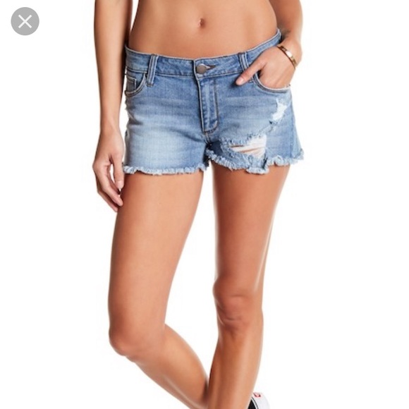 STS Blue Pants - STS BLUE Frayed Hem Boyfriend Shorts STS Blue Pants - STS BLUE Frayed Hem Boyfriend Shorts